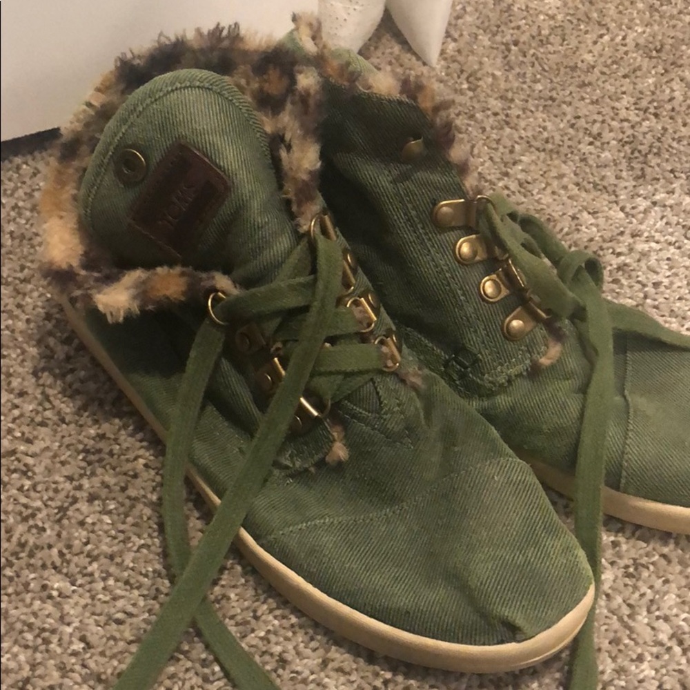 Slightly used TOMS